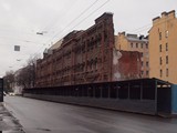 Секцию исторических ворот Пушкарских бань в Петербурге демонтировали